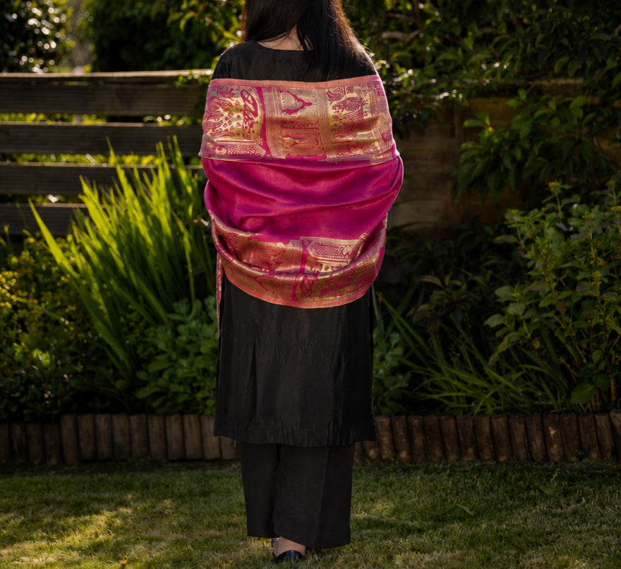 Mah-e-Kani Reversible Moonlight Stole image 1