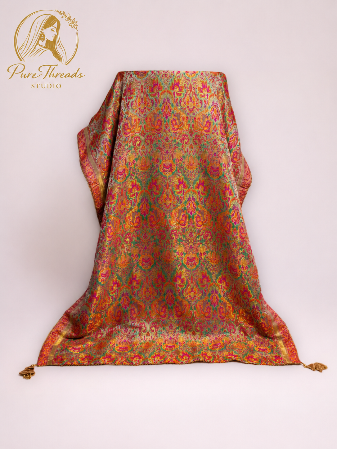 Mehr-e-Zareen Royale Kimkhab Shawl image 2