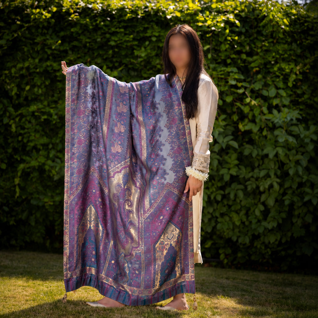Mehr-e-Jamdani Moonlight Shawl image 0