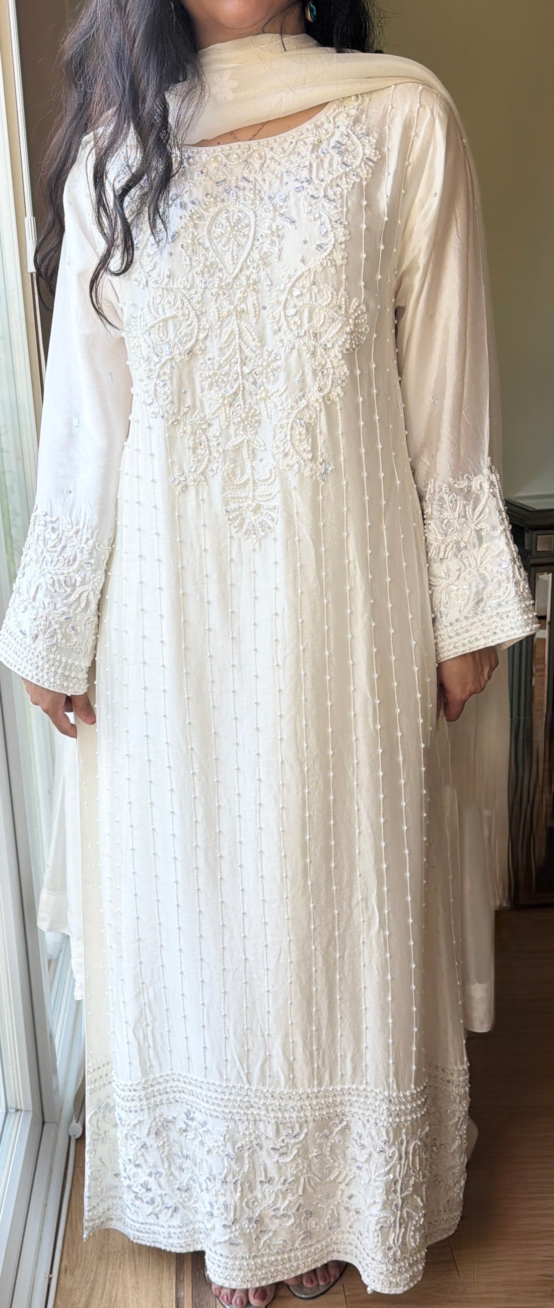 Mehr-e-Noor – Luxury Ivory Sheesha Silk Embellished Suit