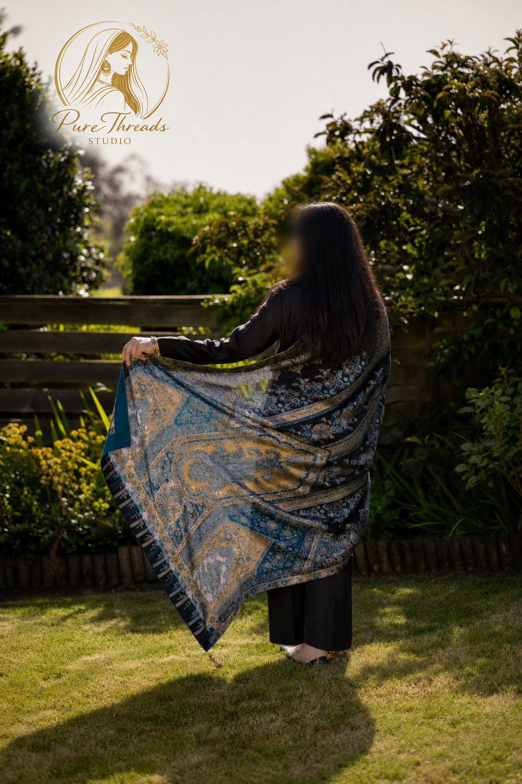 Mehr-e-Jamdani Heritage Shawl image 1
