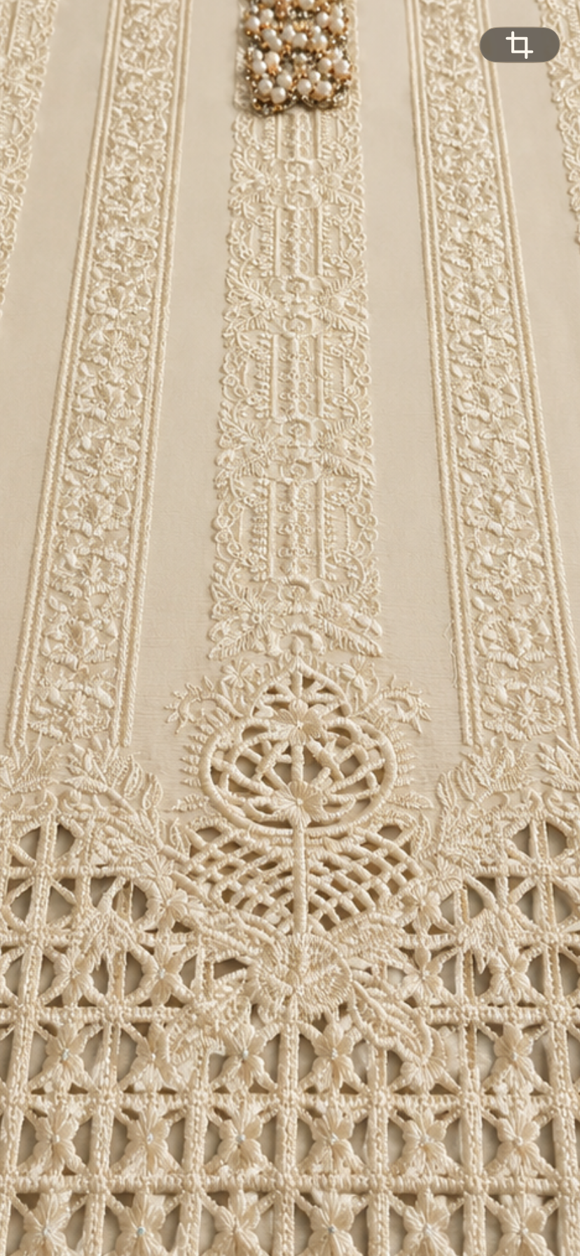 Noor-e-Ivory Embellished Chiffon Suit