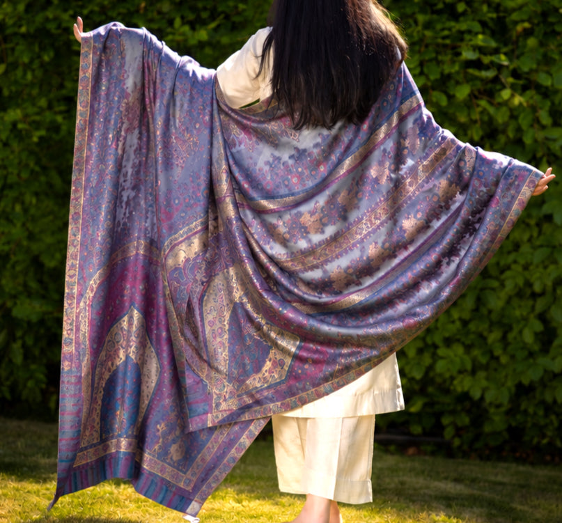 Mehr-e-Jamdani Moonlight Shawl image 0