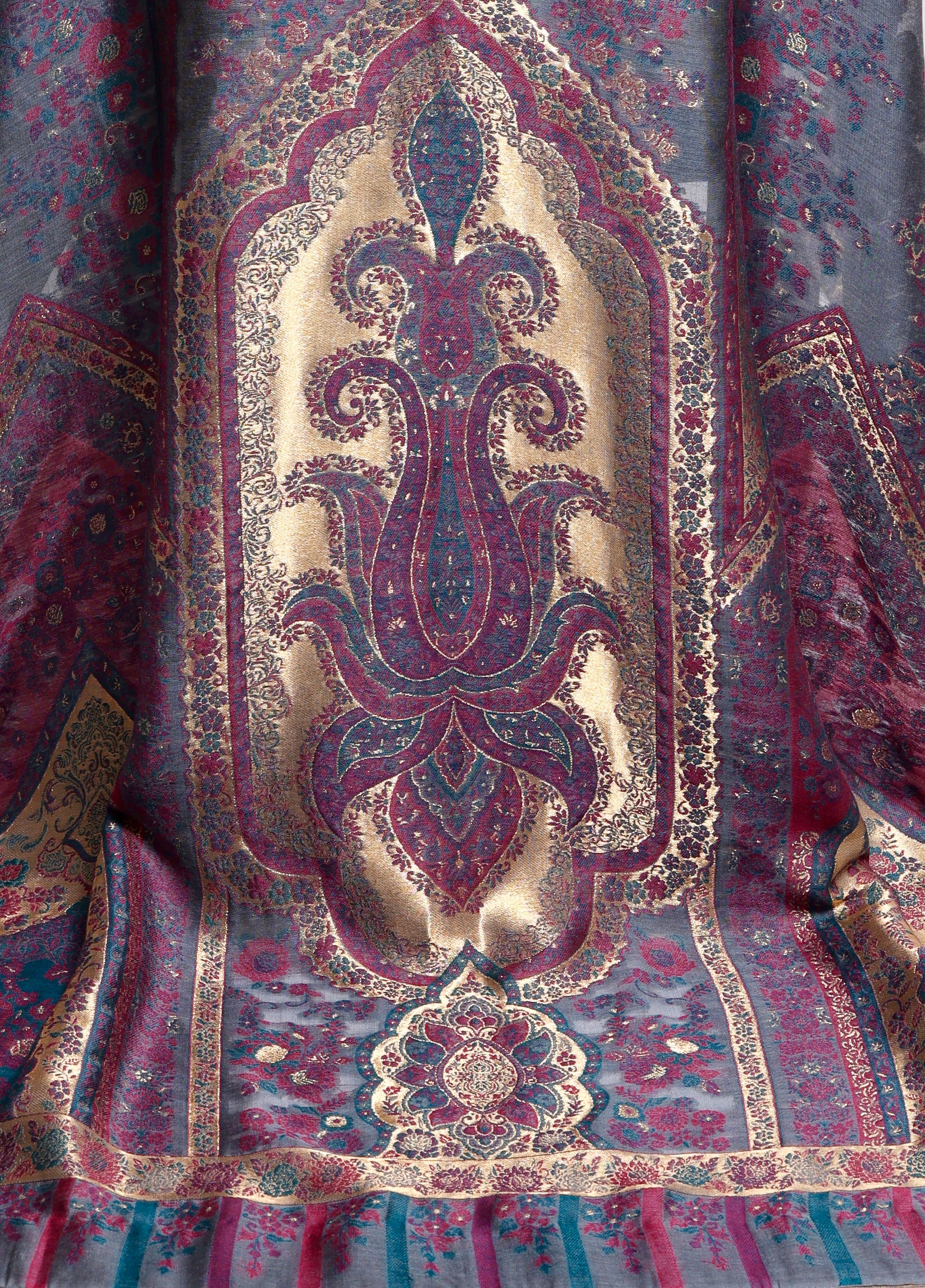 Mehr-e-Jamdani Moonlight Shawl image 3
