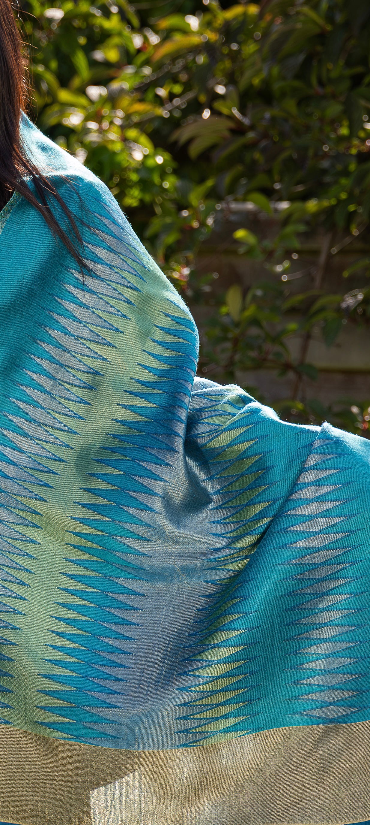 Mehr-e-Firoza Reversible Moonlight Stole image 4
